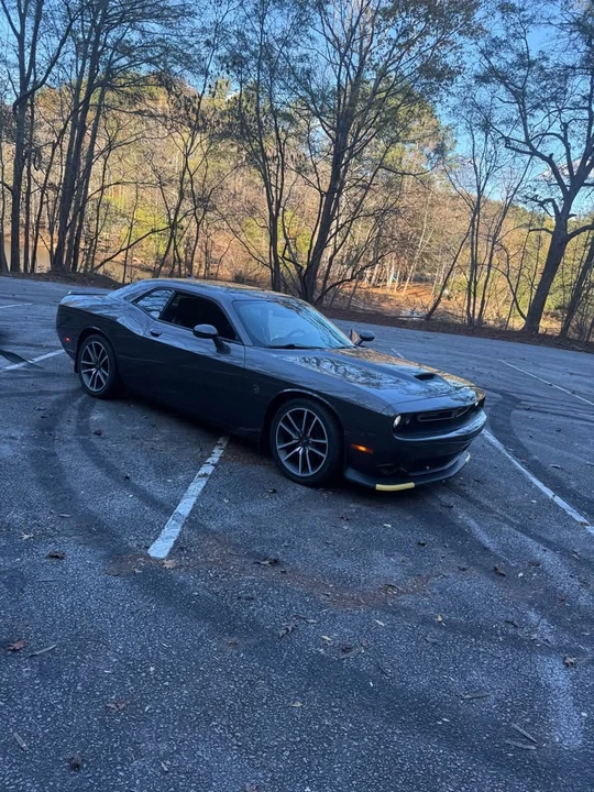 2020 Dodge Challenger 3rd Gen - Image 2 of 3