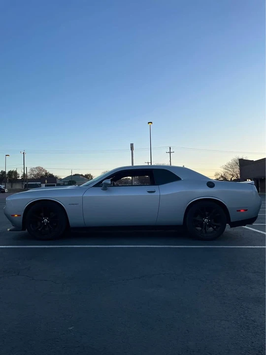 2020 Dodge Challenger 3rd Gen - Image 10 of 20