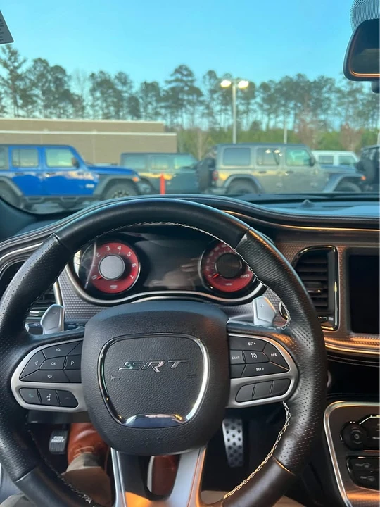 2020 Dodge Challenger SRT Hellcat 3rd Gen - Image 9 of 10