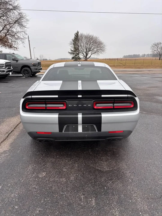 2020 Dodge Challenger SRT Hellcat 3rd Gen - Image 5 of 13