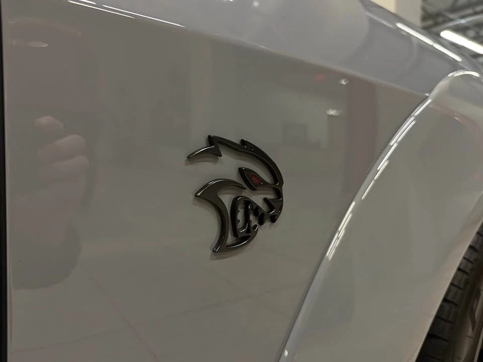 2020 Dodge Challenger SRT Hellcat 3rd Gen - Image 9 of 19