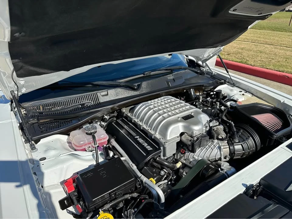 2020 Dodge Challenger SRT Hellcat 3rd Gen - Image 16 of 18