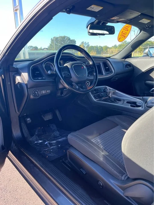 2020 Dodge Challenger 3rd Gen - Image 6 of 7