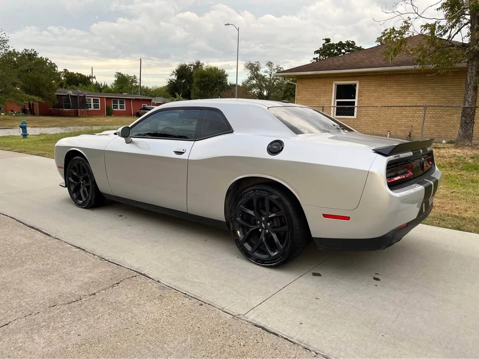 2020 Dodge Challenger 3rd Gen - Image 10 of 16