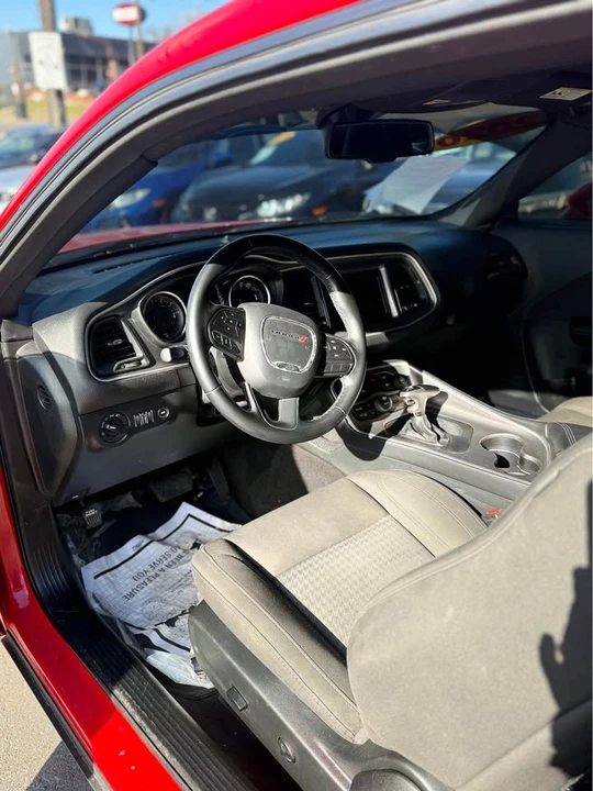 2020 Dodge Challenger 3rd Gen - Image 7 of 8
