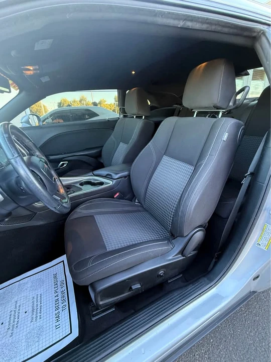 2020 Dodge Challenger 3rd Gen - Image 10 of 12