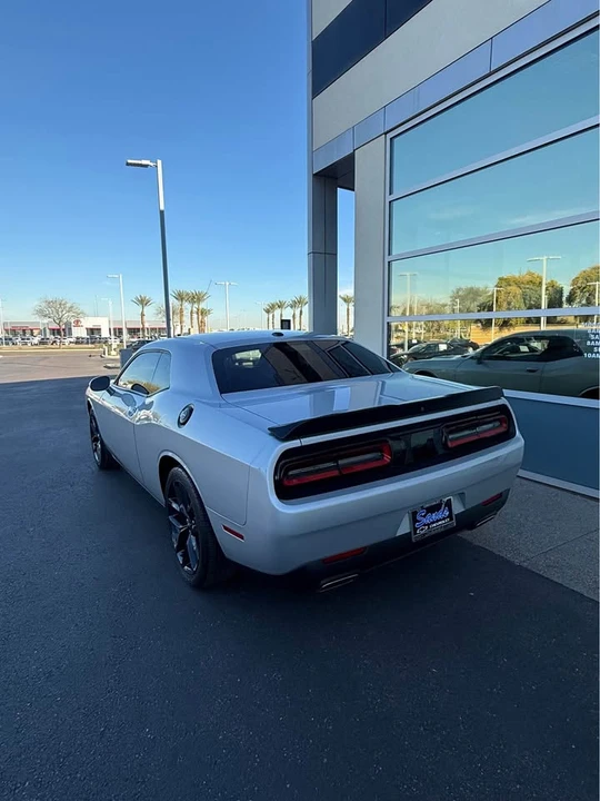 2020 Dodge Challenger 3rd Gen - Image 5 of 12