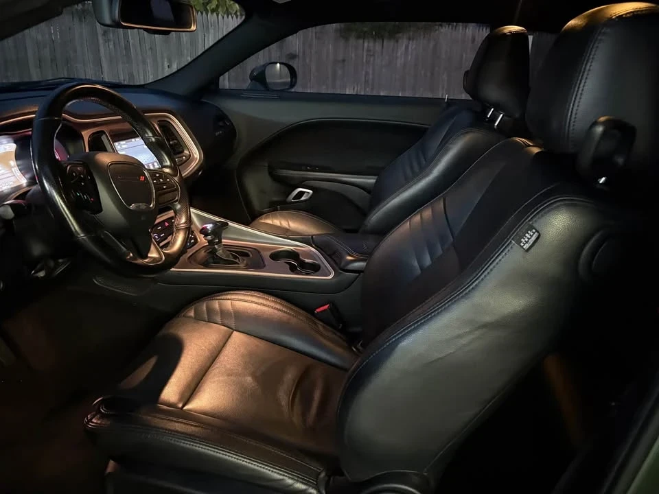 2020 Dodge Challenger 3rd Gen - Image 9 of 10