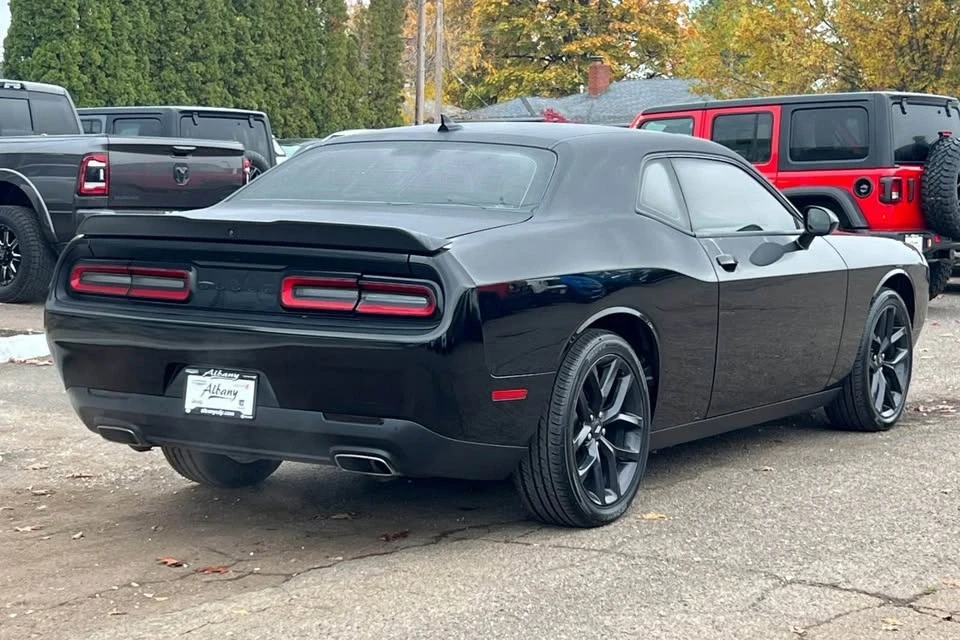 2020 Dodge Challenger 3rd Gen - Image 3 of 10