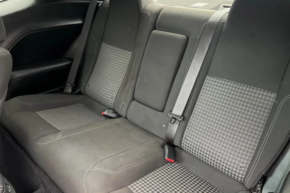 2020 Dodge Challenger 3rd Gen - Image 7 of 10