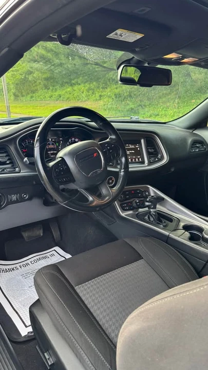 2020 Dodge Challenger 3rd Gen - Image 10 of 15