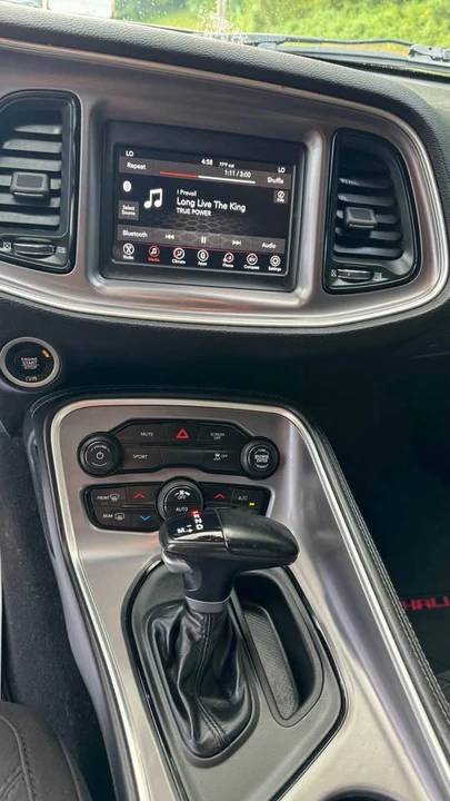 2020 Dodge Challenger 3rd Gen - Image 14 of 15