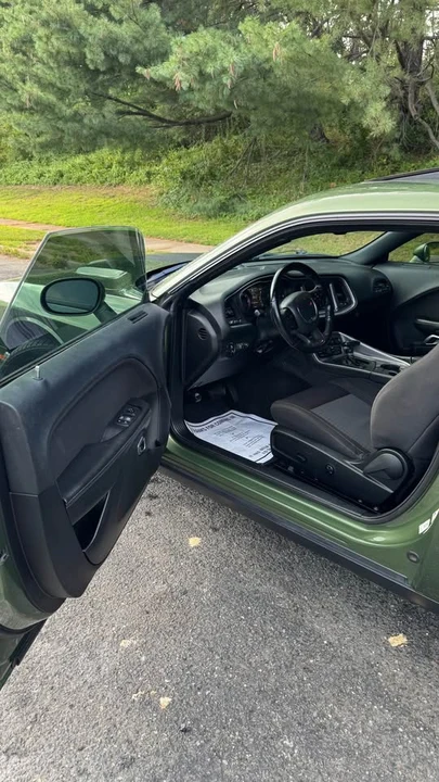 2020 Dodge Challenger 3rd Gen - Image 13 of 15