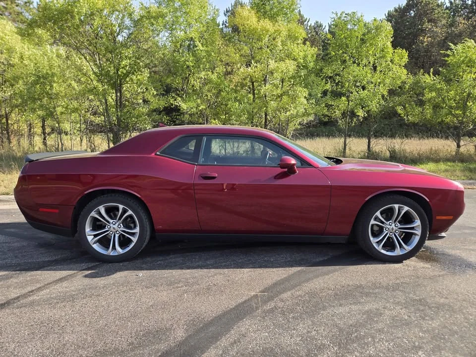 2020 Dodge Challenger 3rd Gen - Image 2 of 17