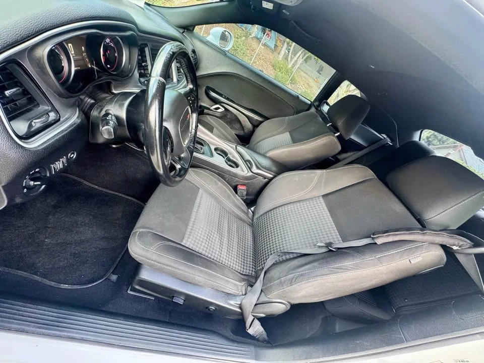 2020 Dodge Challenger 3rd Gen - Image 12 of 16
