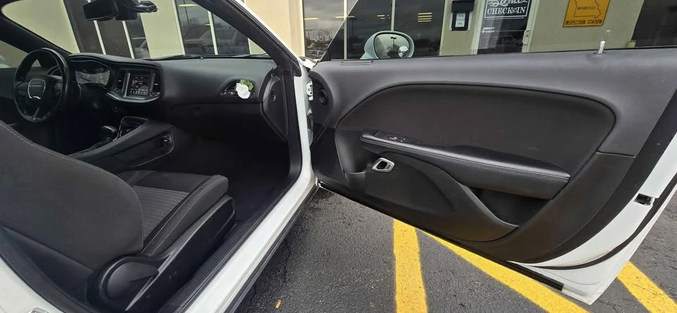 2020 Dodge Challenger 3rd Gen - Image 8 of 17