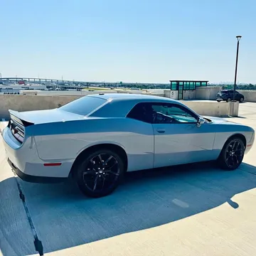 2020 Dodge Challenger SXT Coupe