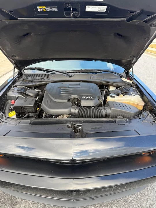 2020 Dodge Challenger 3rd Gen - Image 18 of 19