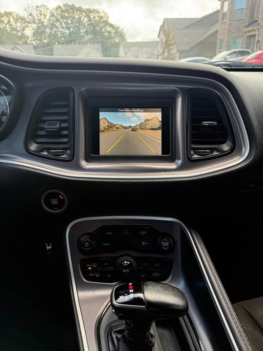 2020 Dodge Challenger 3rd Gen - Image 16 of 19