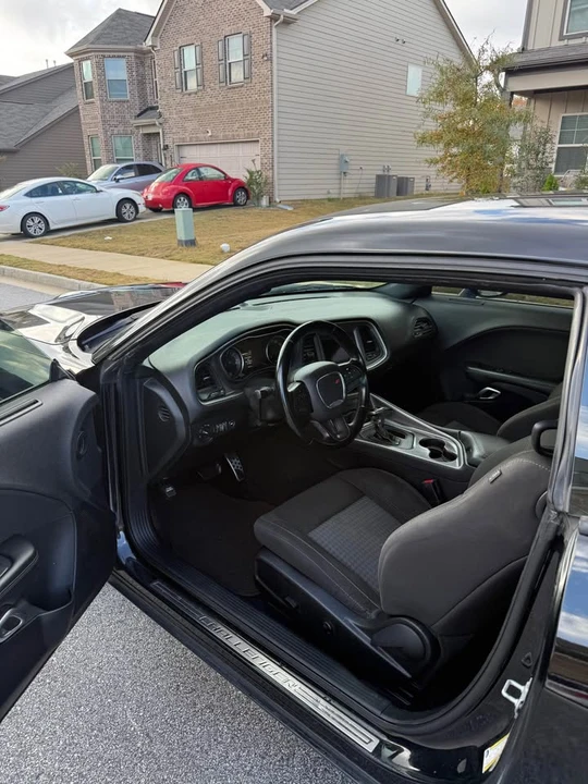 2020 Dodge Challenger 3rd Gen - Image 10 of 19