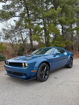 2020 Dodge Challenger SXT Coupe