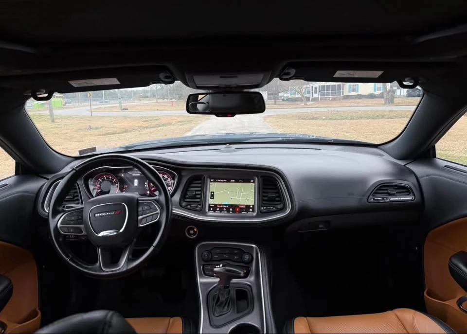 2020 Dodge Challenger 3rd Gen - Image 13 of 16