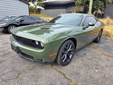 2020 Dodge Challenger SXT Coupe