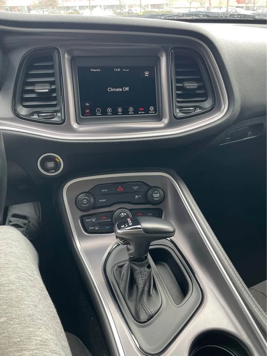 2020 Dodge Challenger 3rd Gen - Image 11 of 15