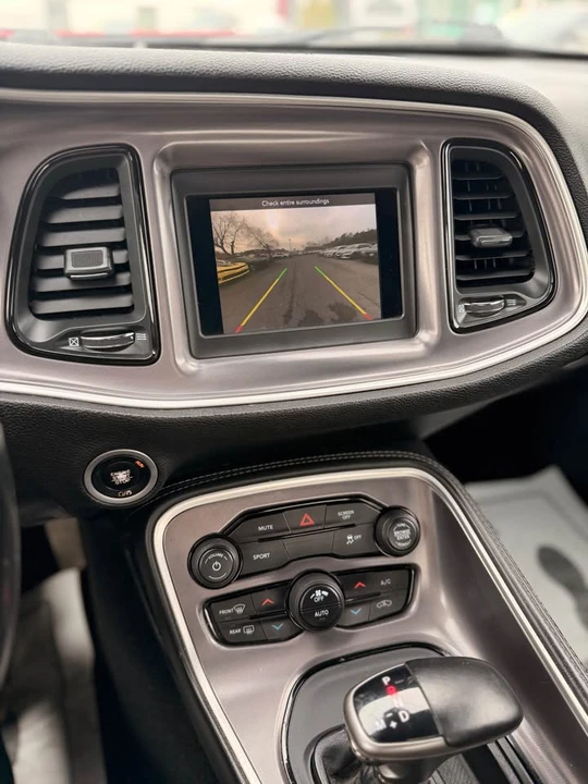 2020 Dodge Challenger 3rd Gen - Image 5 of 9