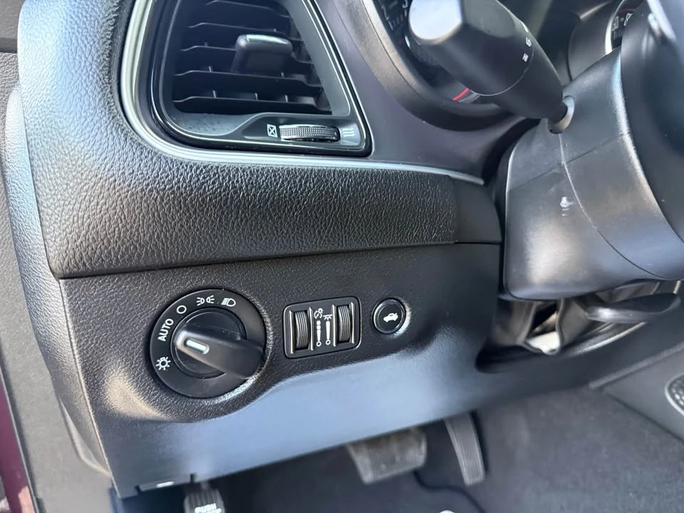 2020 Dodge Challenger 3rd Gen - Image 8 of 17
