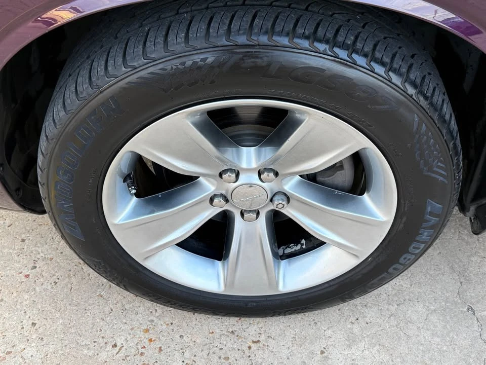 2020 Dodge Challenger 3rd Gen - Image 16 of 17