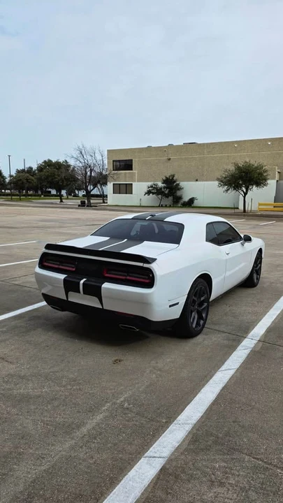 2020 Dodge Challenger 3rd Gen - Image 4 of 8