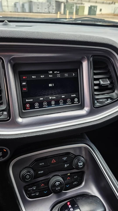 2020 Dodge Challenger 3rd Gen - Image 6 of 8