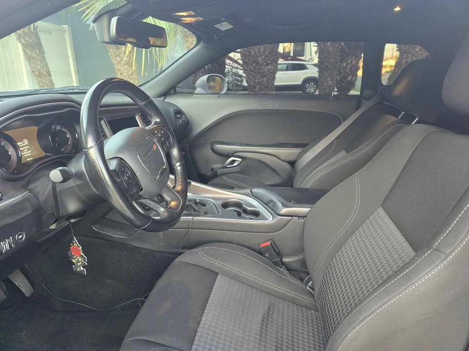 2020 Dodge Challenger 3rd Gen - Image 9 of 19