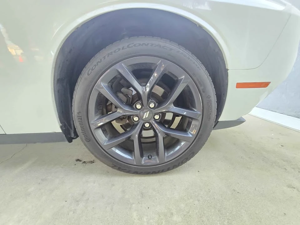 2020 Dodge Challenger 3rd Gen - Image 17 of 19