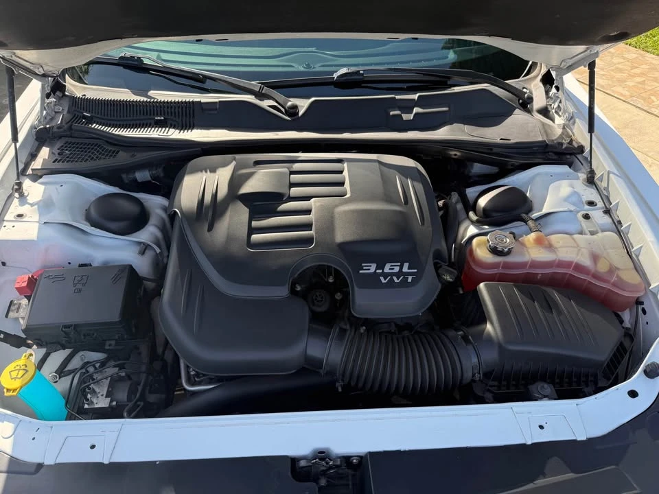 2020 Dodge Challenger 3rd Gen - Image 5 of 11