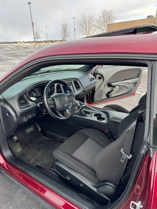 2020 Dodge Challenger 3rd Gen - Image 9 of 16