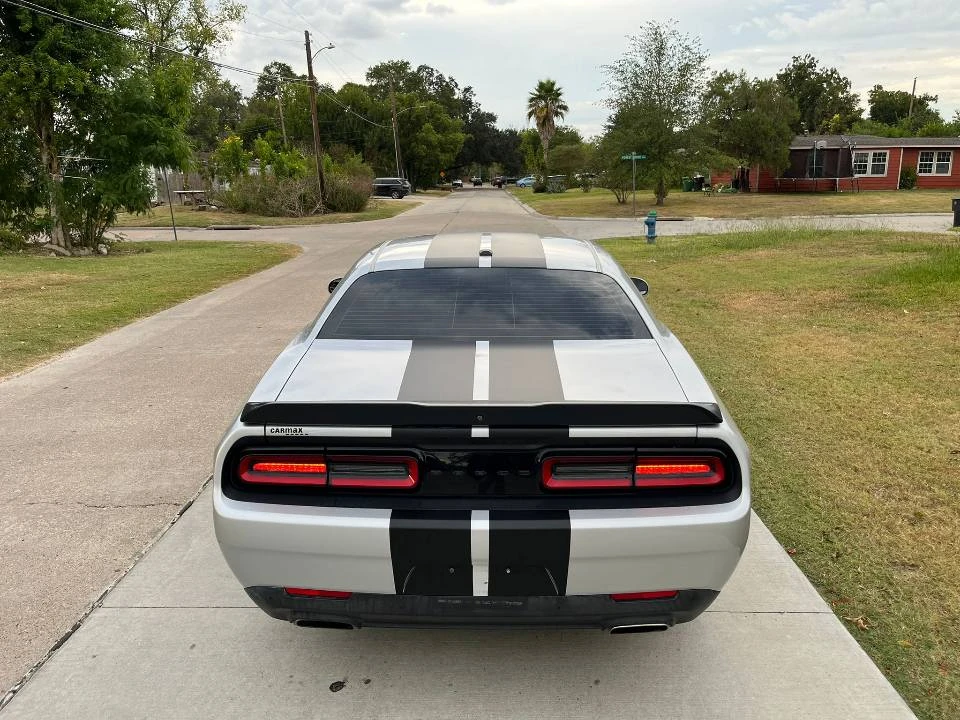 2020 Dodge Challenger 3rd Gen - Image 8 of 13