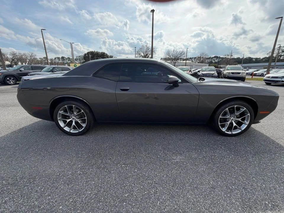 2020 Dodge Challenger 3rd Gen - Image 2 of 17