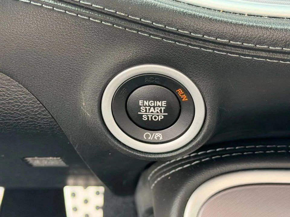 2020 Dodge Challenger 3rd Gen - Image 13 of 17
