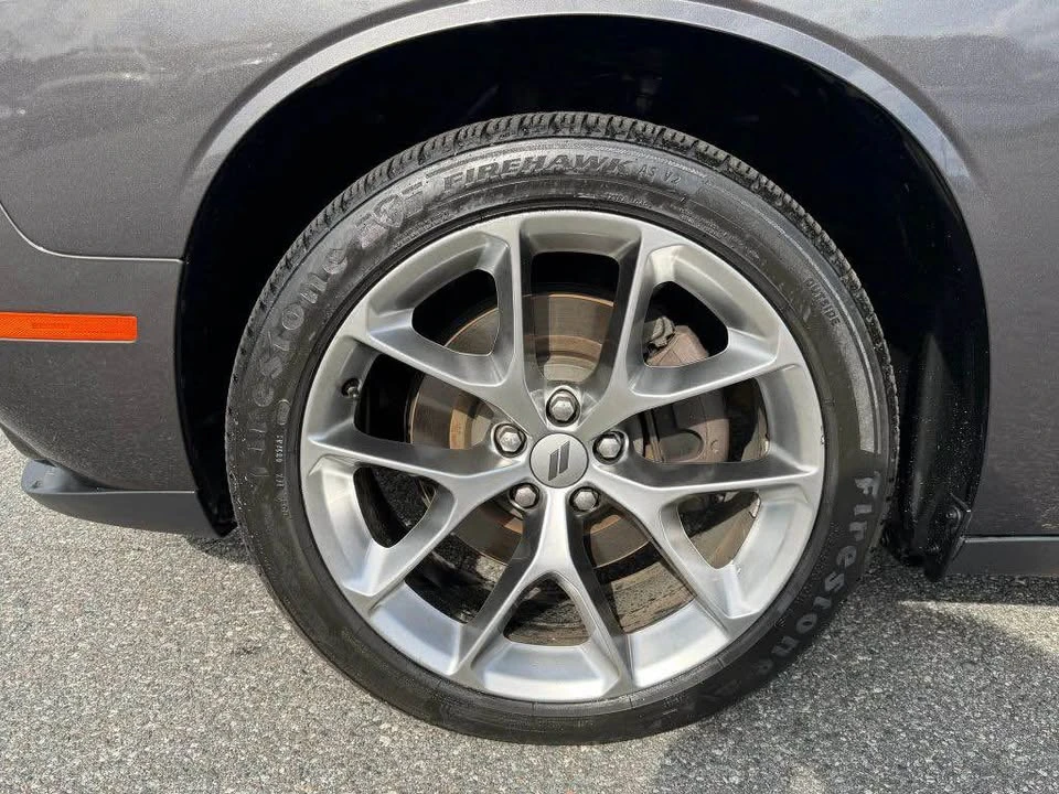 2020 Dodge Challenger 3rd Gen - Image 16 of 17