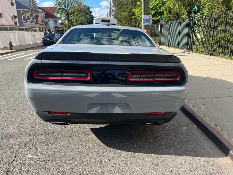 2020 Dodge Challenger 3rd Gen - Image 5 of 15
