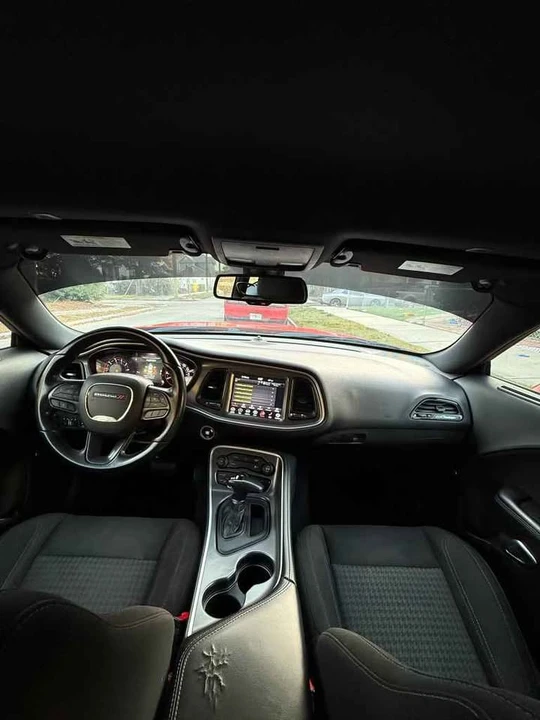 2020 Dodge Challenger 3rd Gen - Image 11 of 12