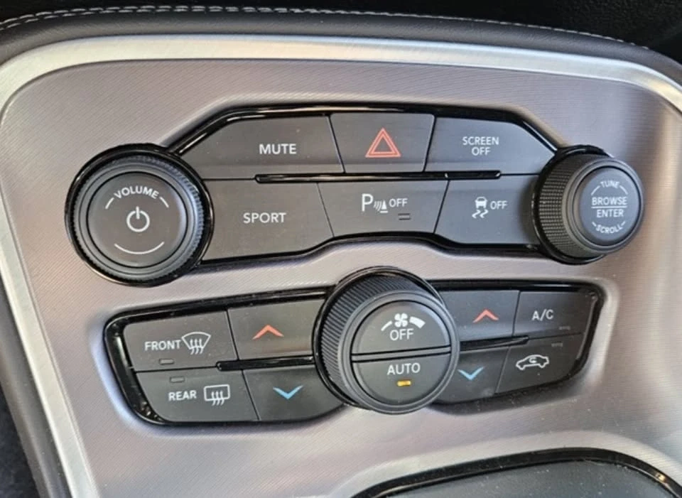 2020 Dodge Challenger 3rd Gen - Image 11 of 12
