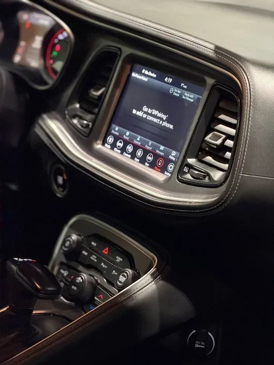 2020 Dodge Challenger 3rd Gen - Image 9 of 11