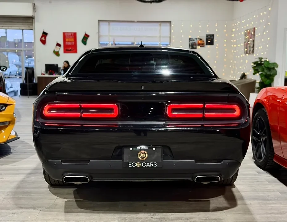 2020 Dodge Challenger 3rd Gen - Image 3 of 11