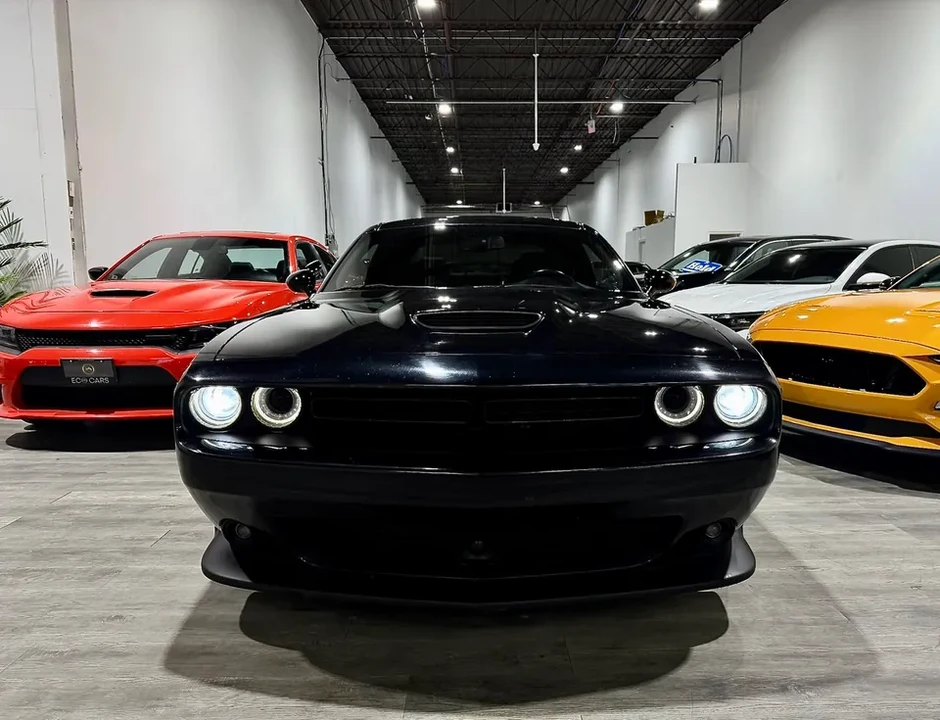 2020 Dodge Challenger 3rd Gen - Image 2 of 11