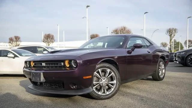 2020 Dodge Challenger 3rd Gen - Image 2 of 8
