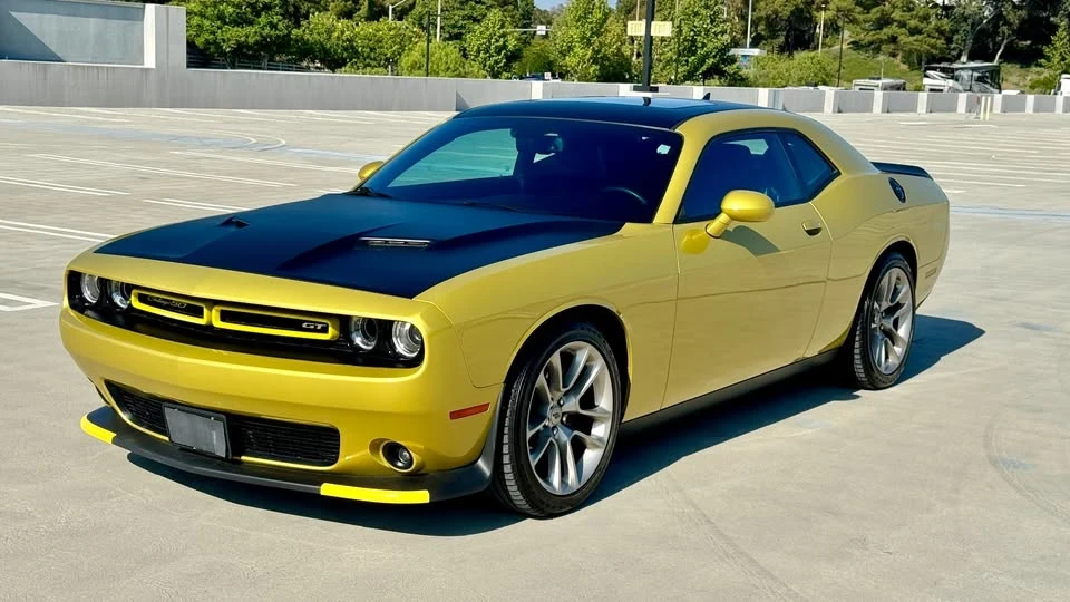 2020 Dodge Challenger 3rd Gen - Image 2 of 10