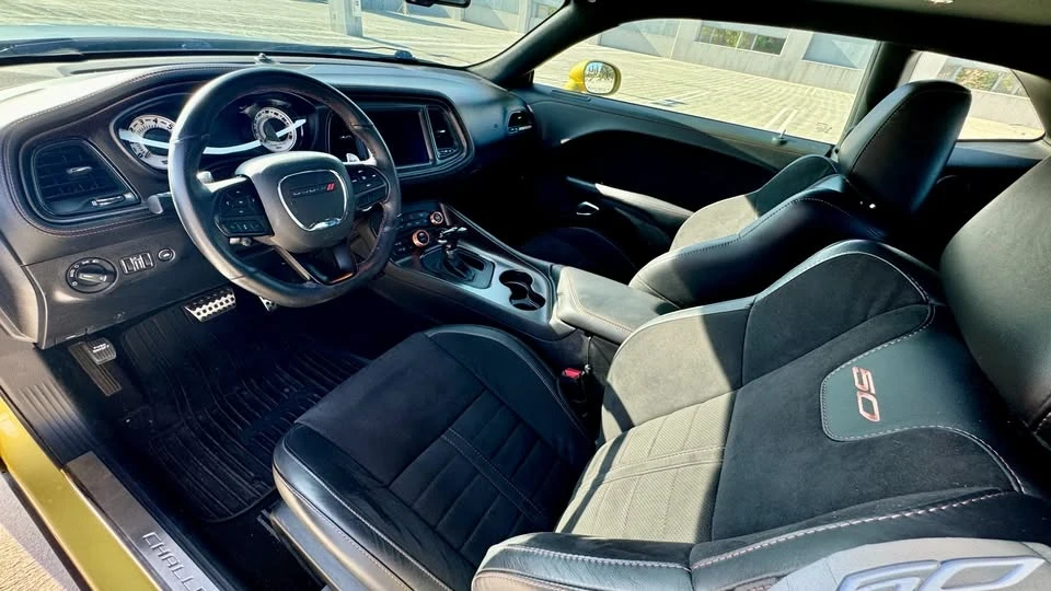 2020 Dodge Challenger 3rd Gen - Image 7 of 10